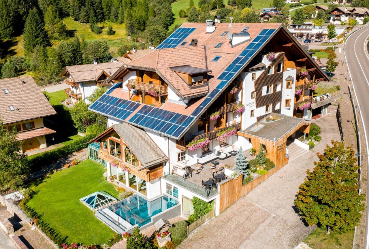 Berghotel Miramonti Tesero Esterno foto
