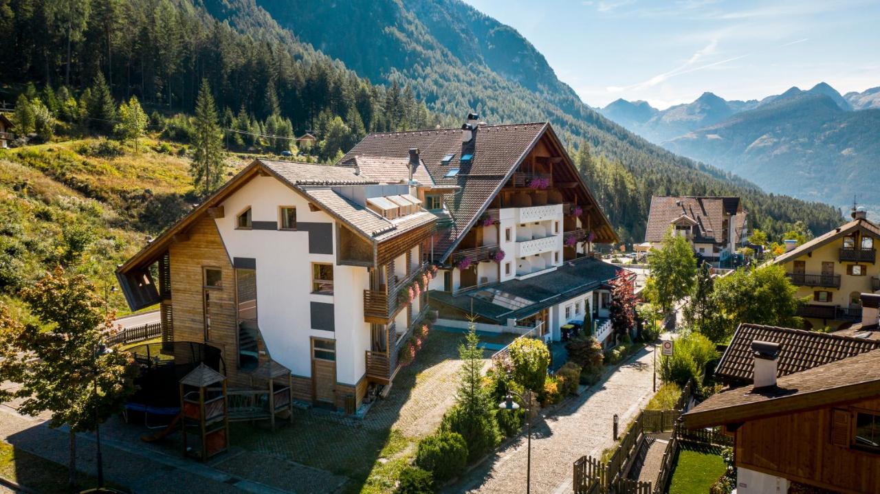 Berghotel Miramonti Tesero Esterno foto